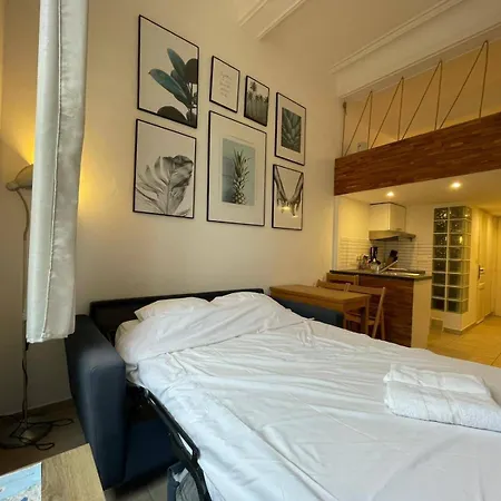 Appartamento Au Coeur Du Vieux-nice - Plages - Mezzanine - 3 Personnes - A Pied! *