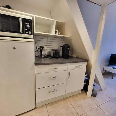 Au Coeur Du Vieux-nice - Plages - Mezzanine - 3 Personnes - A Pied! Nizza