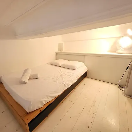 Au Coeur Du Vieux-nice - Plages - Mezzanine - 3 Personnes - A Pied! Appartamento